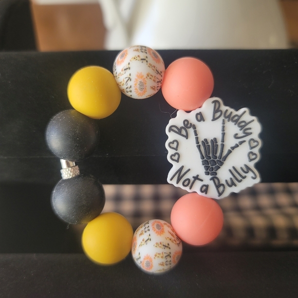 Tumbler Charms - Picture 3 of 11